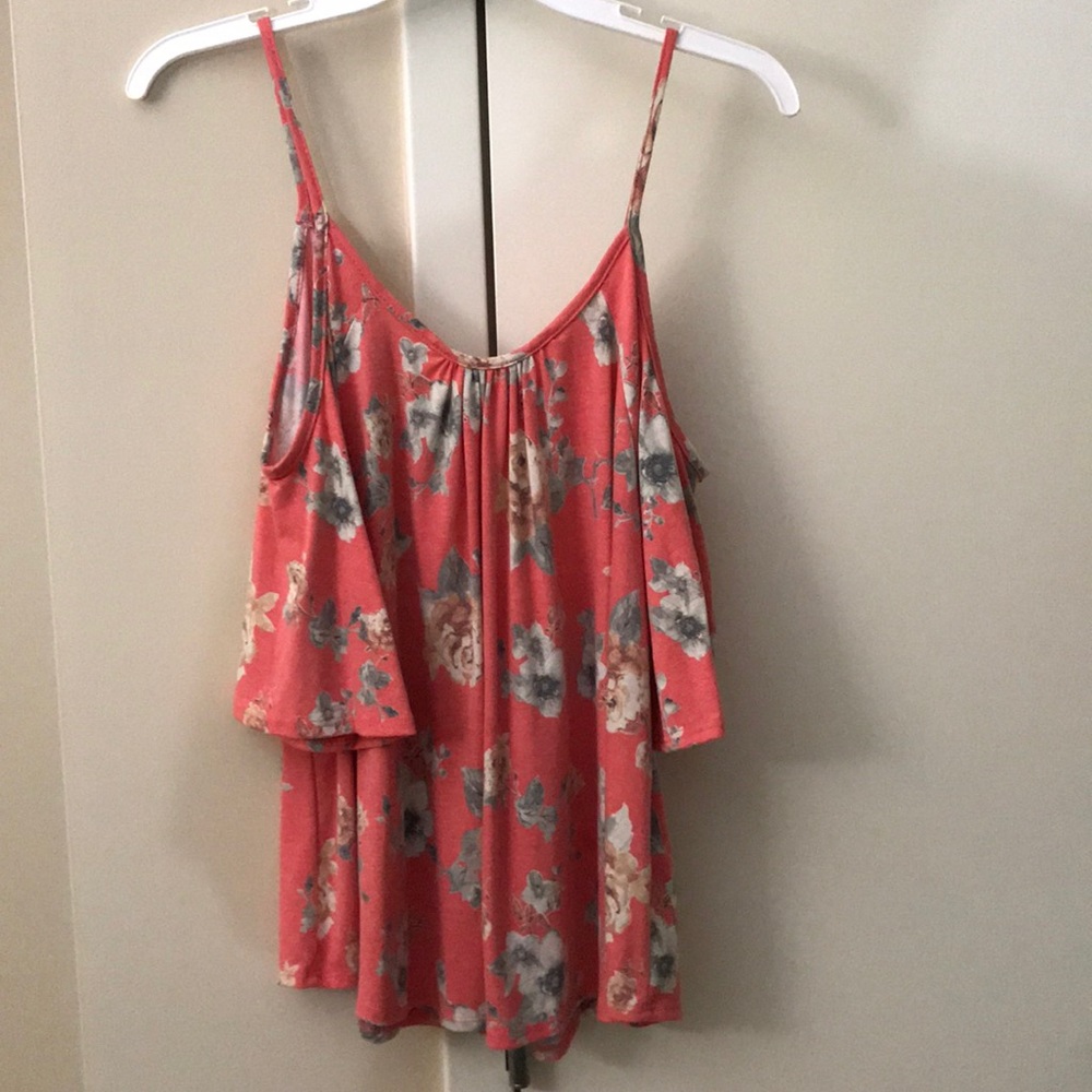Comfortable floral top